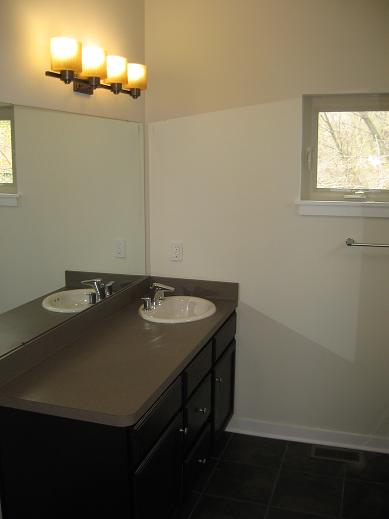 Photos of Parkside Townhomes | University Circle