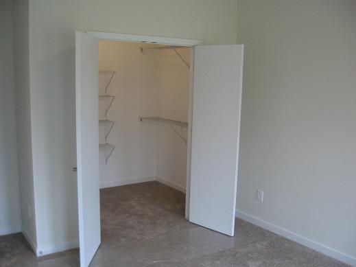 Photos of Parkside Townhomes | University Circle